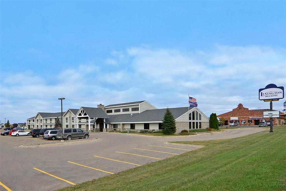 Lexington Inn And Suites New Prague Buitenkant foto